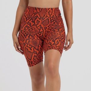 Scrunch butt biker short